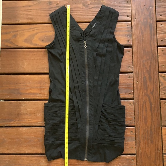 Unique black zip-up tunic - Picture 5 of 7